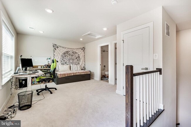 Building Photo - 2335 Water Promenade Ave