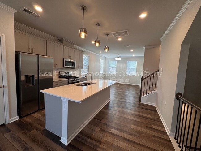 Building Photo - 410 Odham Ln