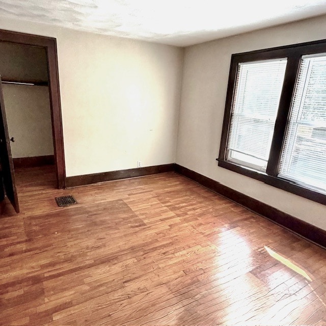 Building Photo - 1106 N Hickory St