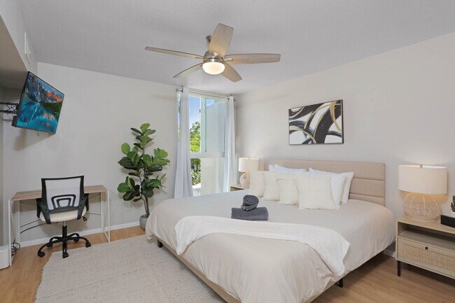 Building Photo - 3054 Rue D’Orleans