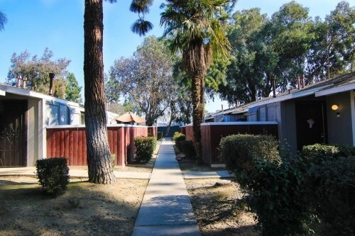 Building Photo - 4091 N Marks Ave