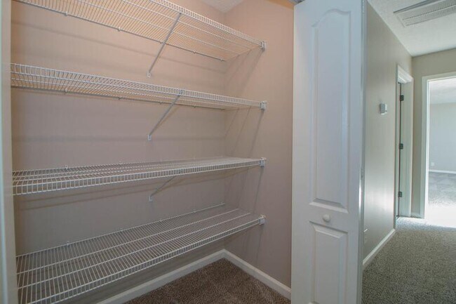 Building Photo - 3147 Holly Point