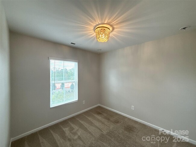 Building Photo - 1110 Keydet Dr