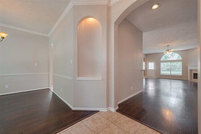 Building Photo - 17202 Sheffield Bend Dr