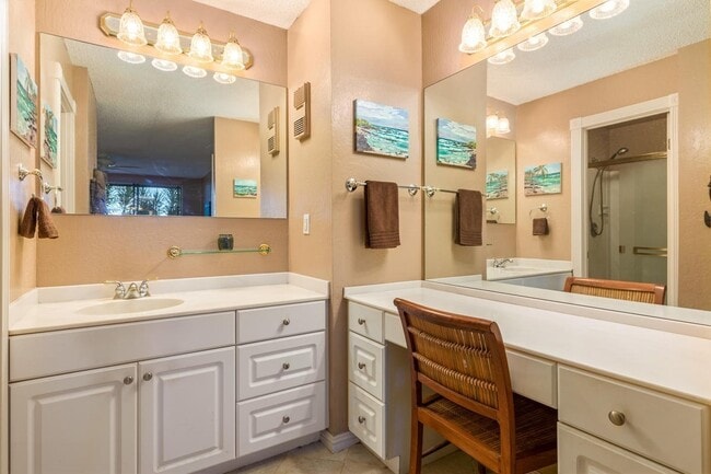 Building Photo - 2/2 furnished condo at Waikoloa Villas with Ocean & Golf Course View!