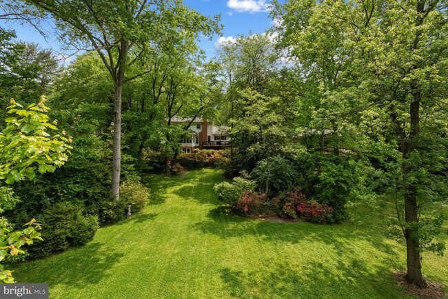 Building Photo - 3116 Wynford Dr