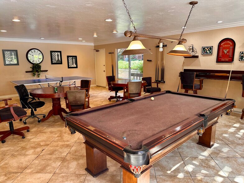 Building Photo - 6394 Rancho Mission Rd