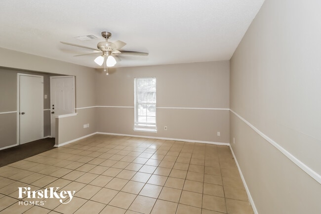 Building Photo - 1805 Japonica Ln