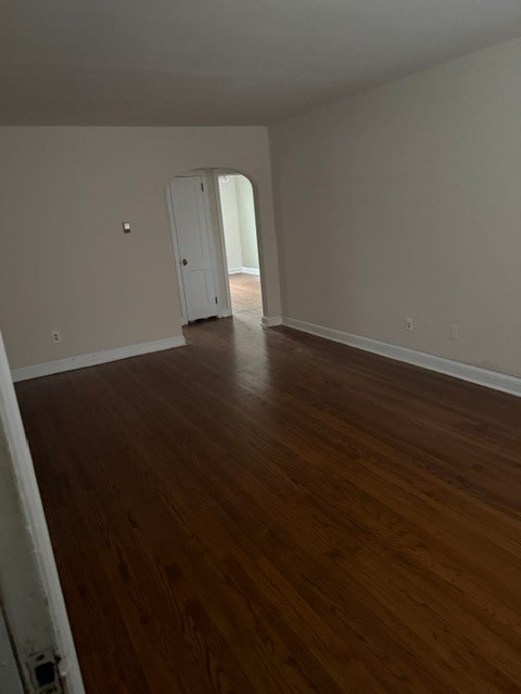 living room with hardwoods - 112 Fairfield Ln