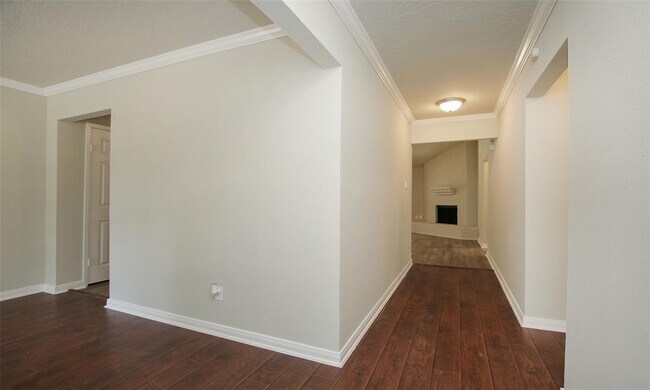 Building Photo - 9426 Chartermoss Cir