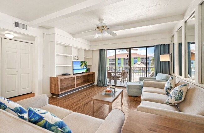 Building Photo - 7785 Estero Blvd