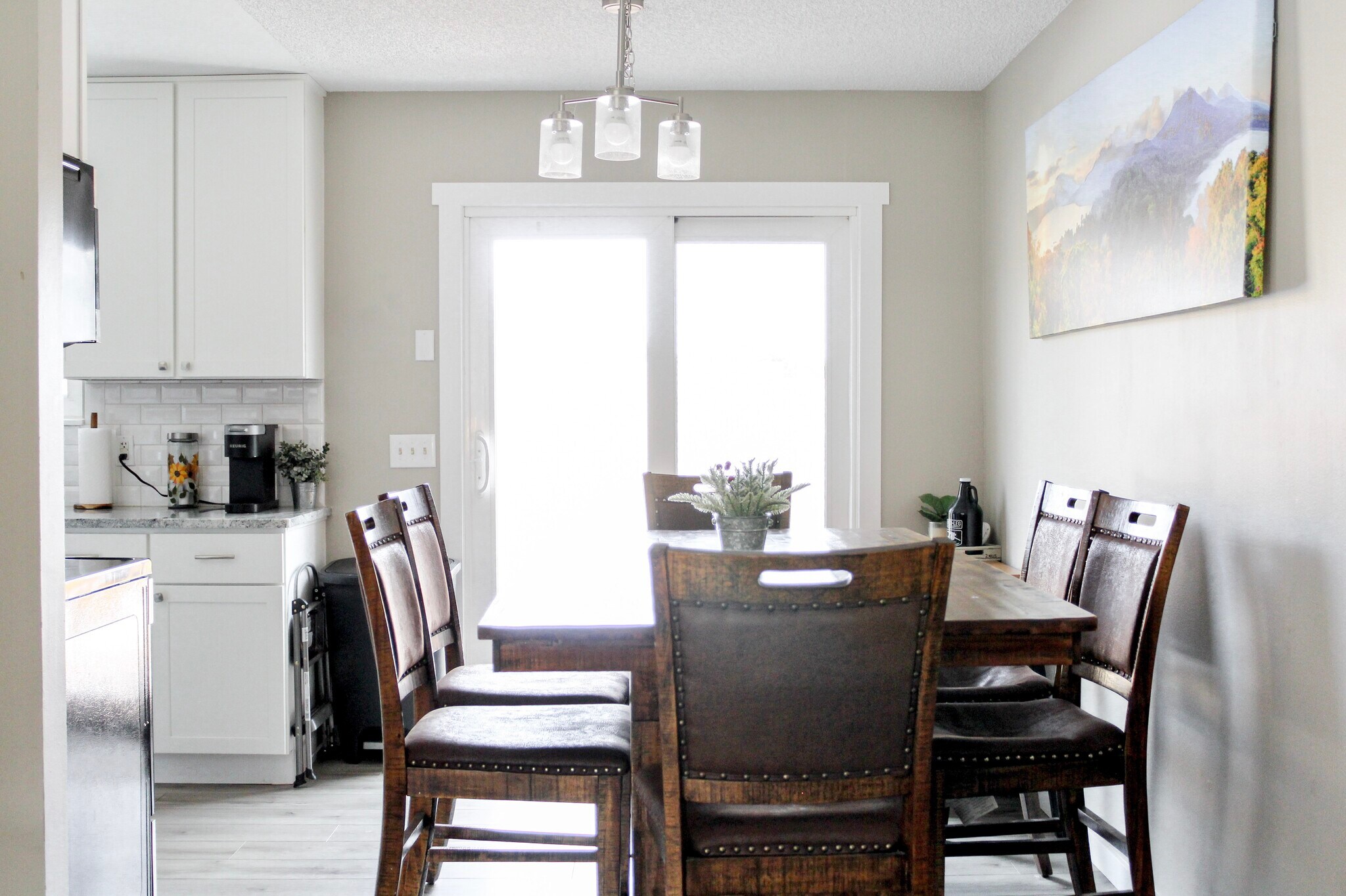 Building Photo - 1987 Palm Dr