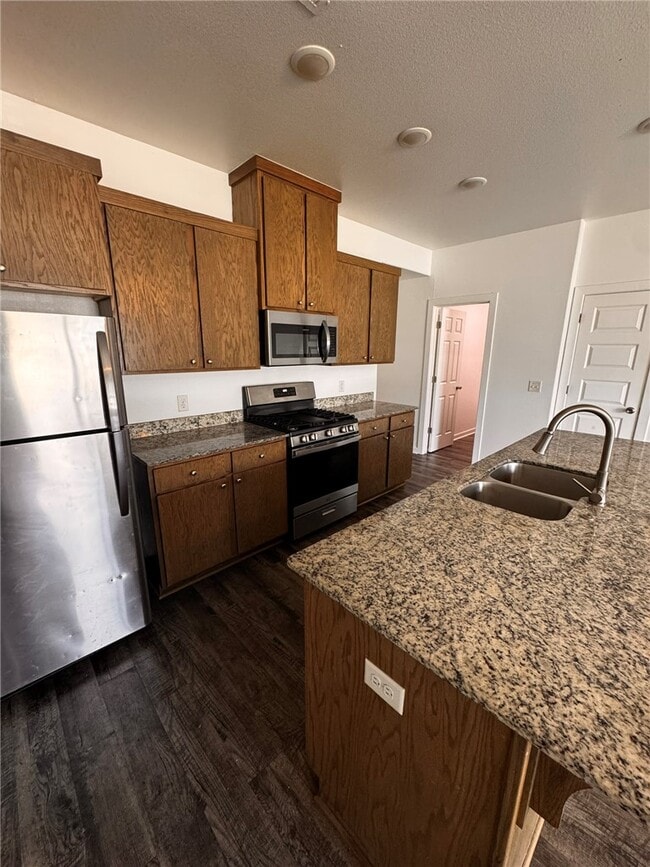 Building Photo - 321 Westbrook Ct