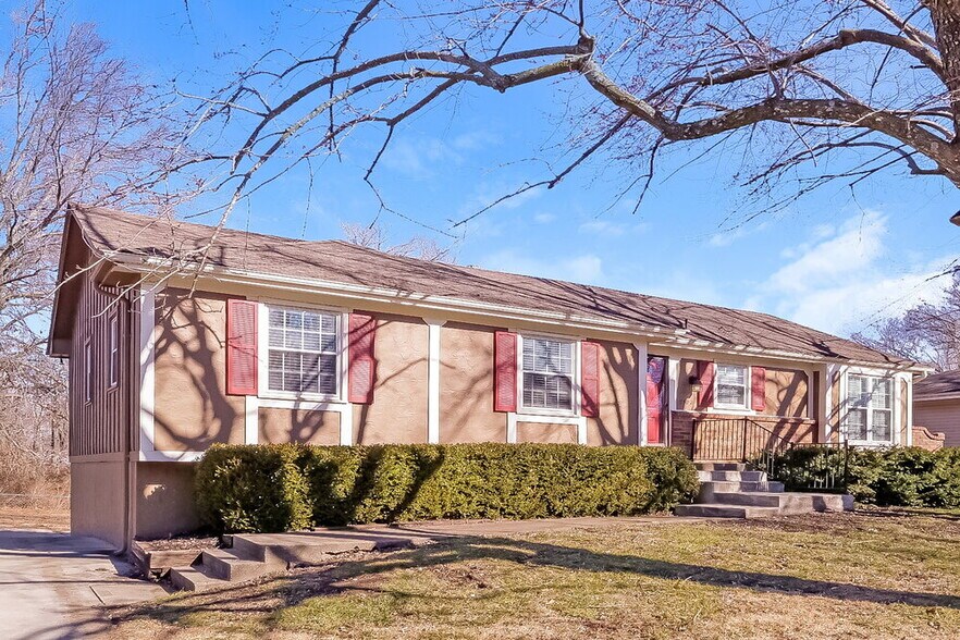 Building Photo - 7502 E 132 Terrace