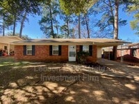 Building Photo - 9434 Woodcrest Dr