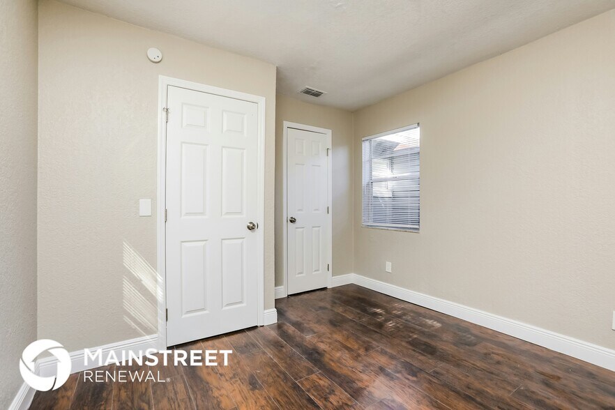 Building Photo - 1475 Daroca Dr