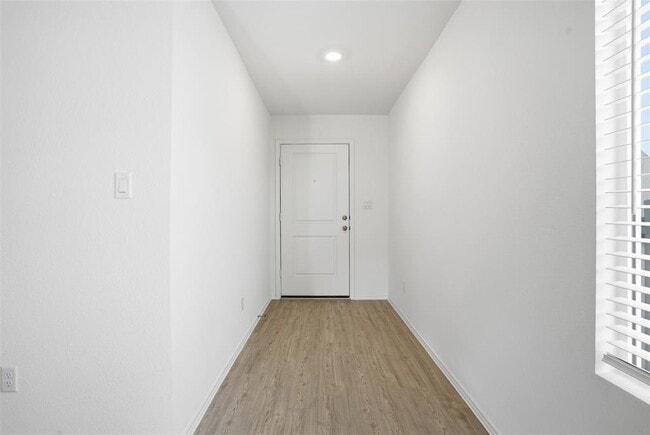 Building Photo - 23513 Tiny Moons Wy