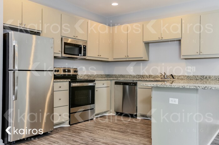 Building Photo - 1918 Perry St