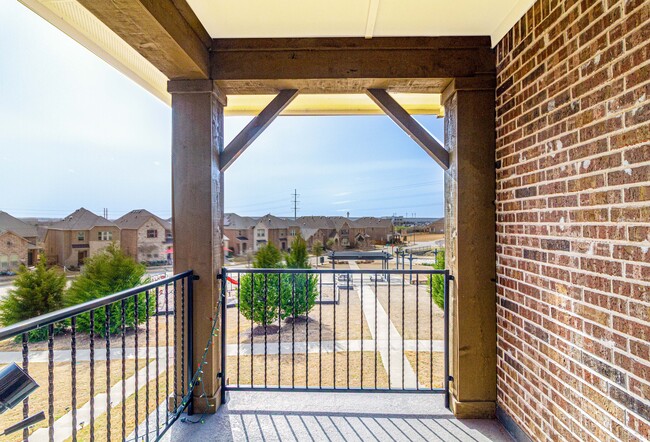 Building Photo - 3623 Carlsbad Way