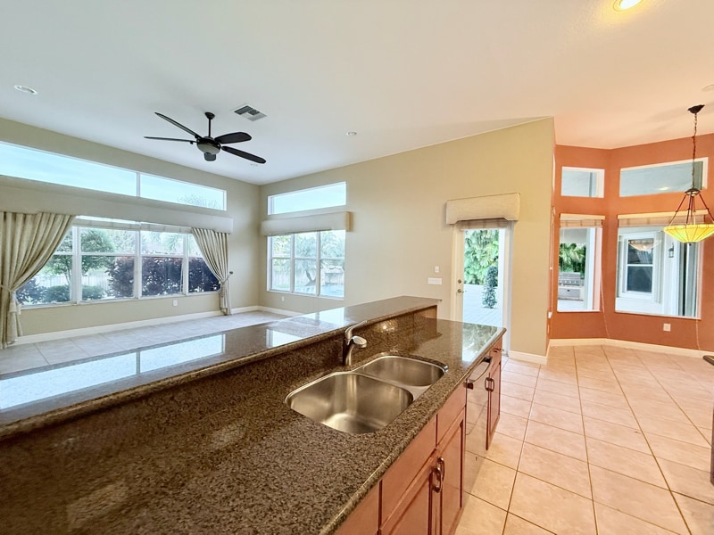 Building Photo - 15275 SW 38th St