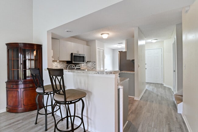 Building Photo - 10297 Hidden Springs Ct