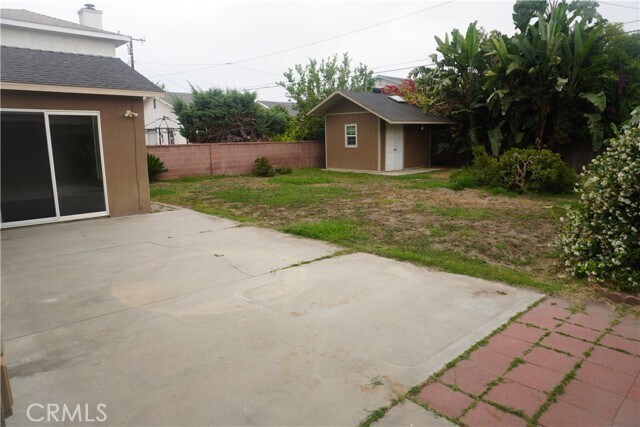 Building Photo - 2528 W Flower Ave