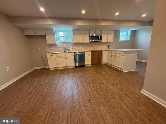 Building Photo - 314 Ridgely St