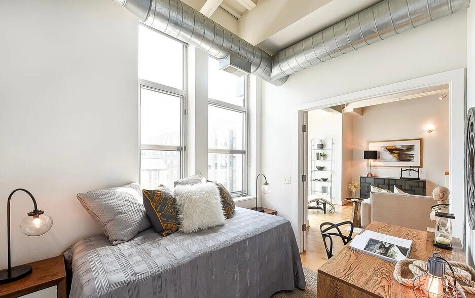 Building Photo - 1320 13th St NW