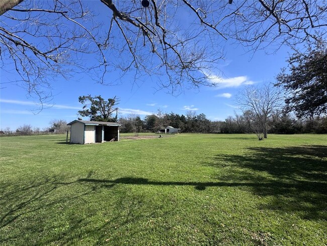 Building Photo - 11651 FM 1371