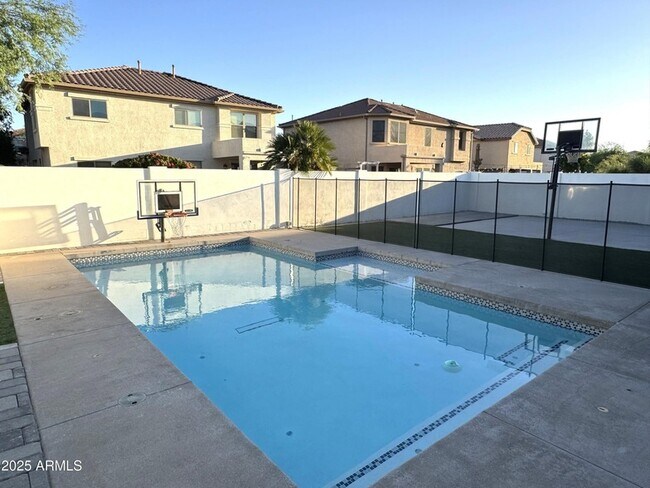 Building Photo - 3733 E Orchid Ct