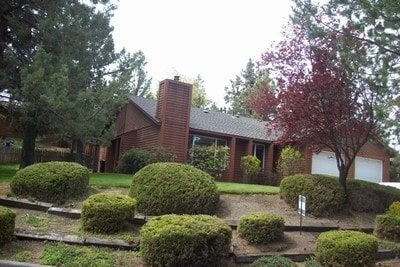 Primary Photo - NE Bend on large lot