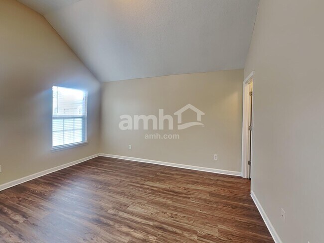 Building Photo - 4897 Bryant Dr