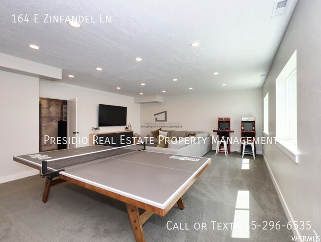 Building Photo - 164 E Zinfandel Ln