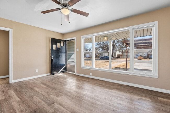 Building Photo - 3714 25th St