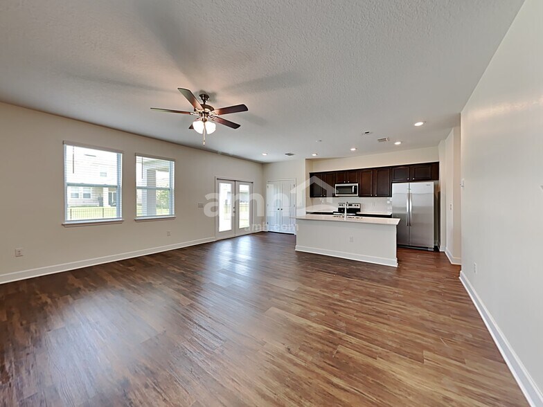 Building Photo - 2128 Saffron Walden Dr