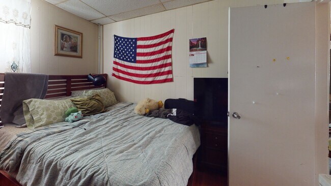 Building Photo - 46-50 Plymouth St. #46