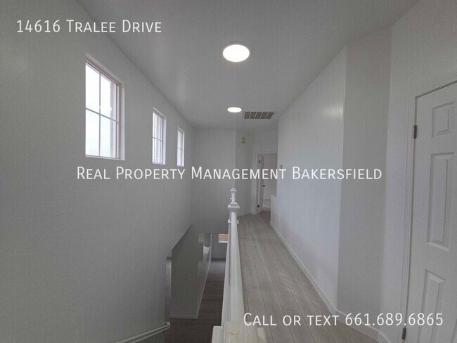 Building Photo - 14616 Tralee Dr