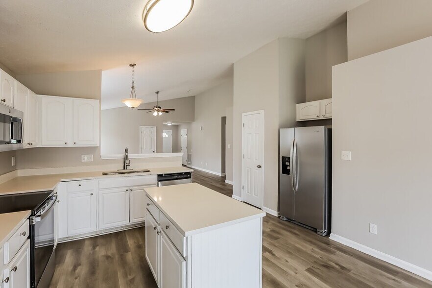 Building Photo - 6430 Glory Maple Ln