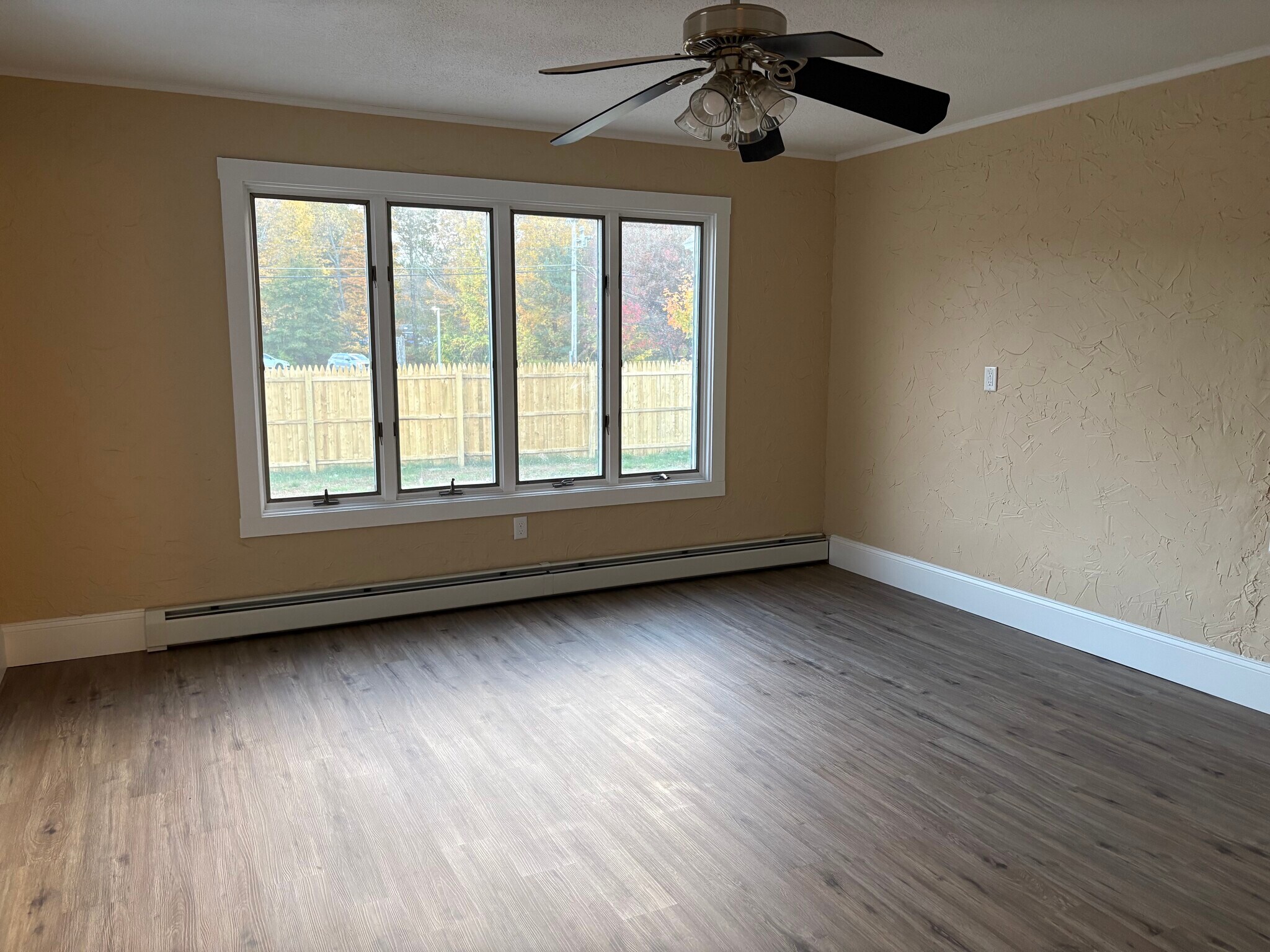 Building Photo - 261 Shaker Rd