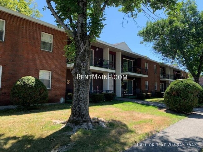 Building Photo - 43 Longrale Park