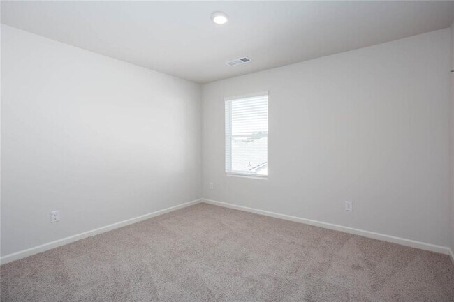 Building Photo - 61 Grv Spgs Ct