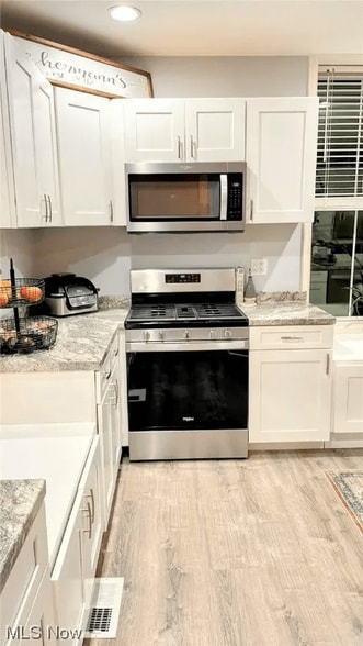 Building Photo - 501 5th St