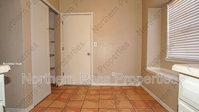 Building Photo - 4553 Gen Maloney Cir