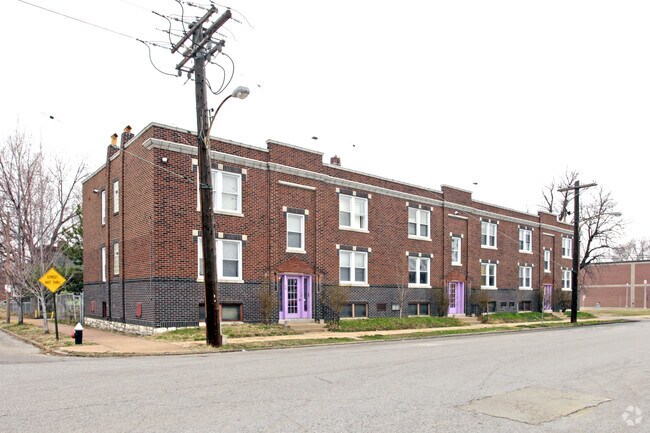 Primary Photo - 1115-1123 S Newstead Ave
