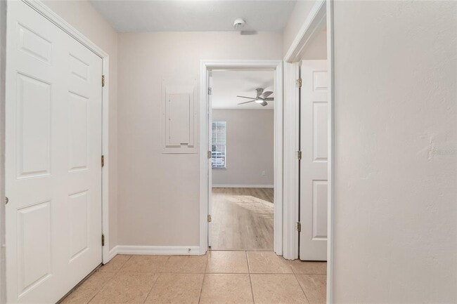 Building Photo - 9755 SW 52nd Rd