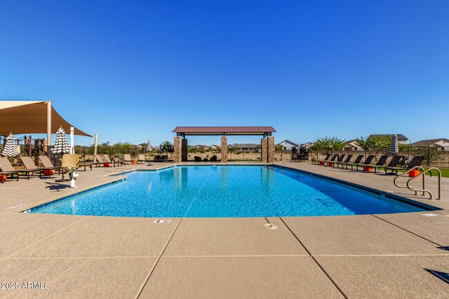 Building Photo - 14633 W Sand Hills Rd