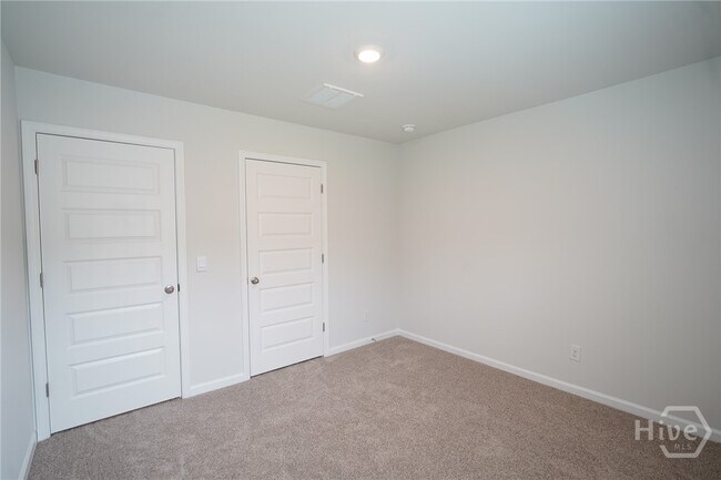 Building Photo - 138 Painted Lady Lp