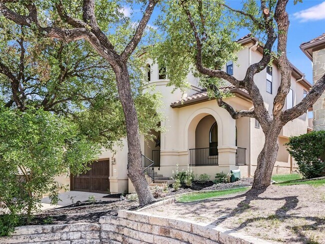 Building Photo - 2305 Gilia Dr