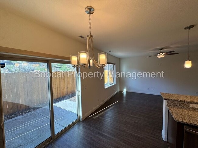 Building Photo - 1230 Saltern Dr