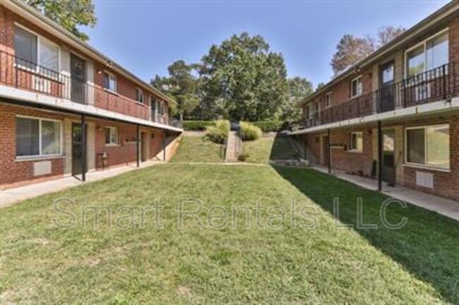 Building Photo - 491 S Holmes Ave